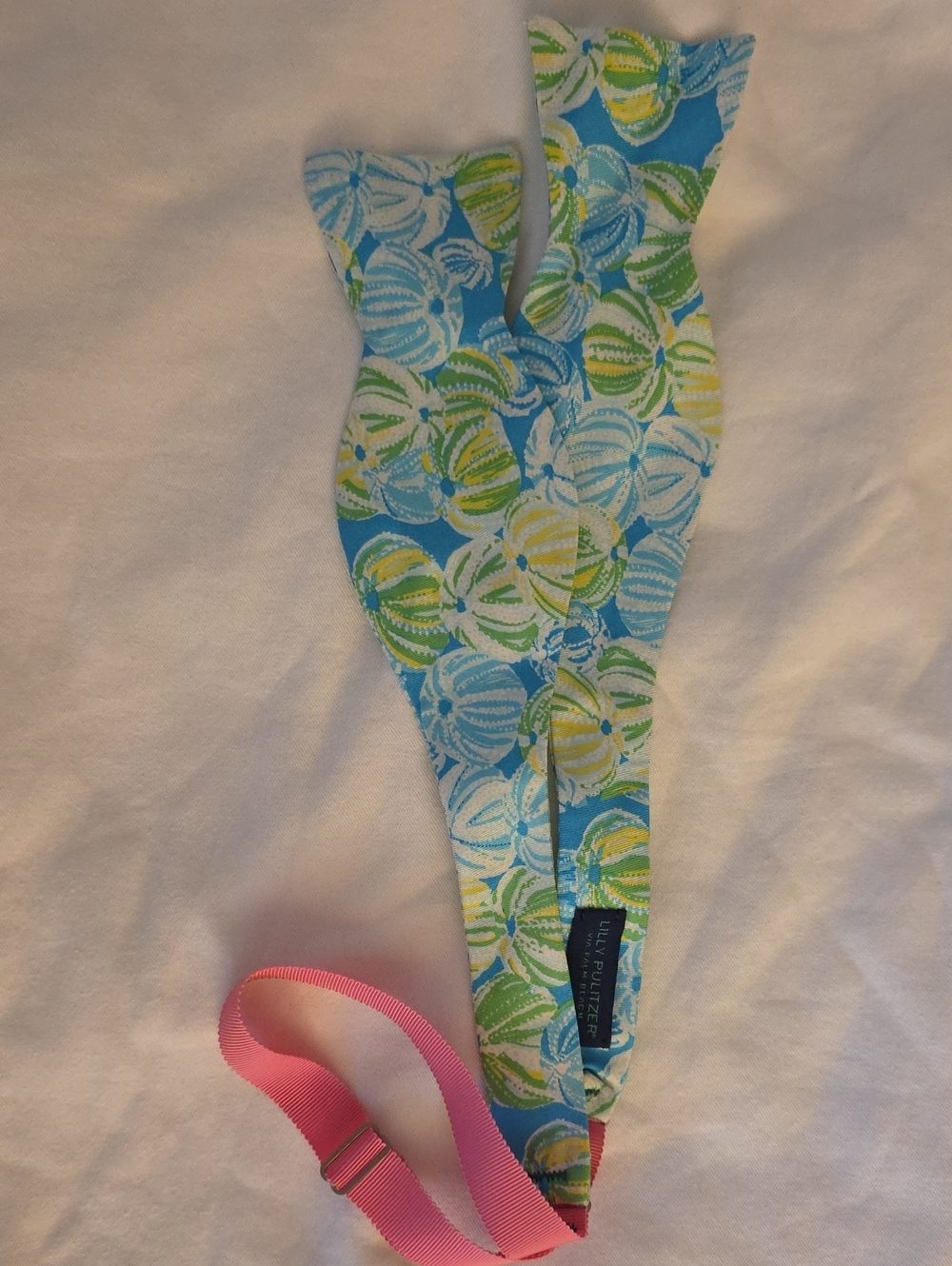 Lilly Pulitzer Blue & Green Sea Anemone Patterned Bow Tie with Pink Strap